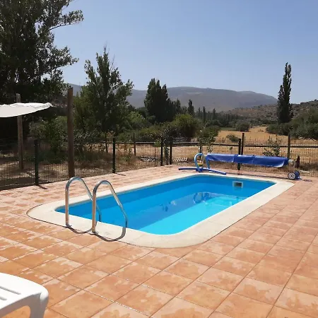 Country house Hospederia La Serrota *