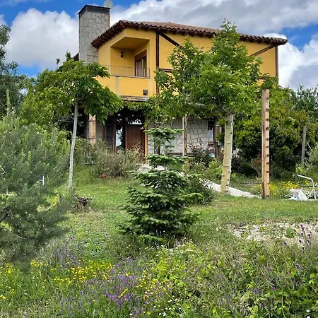 カントリーハウス Hospederia La Serrota Narros del Puerto
