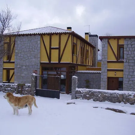 カントリーハウス Hospederia La Serrota Narros del Puerto