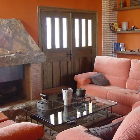 Hospederia La Serrota *