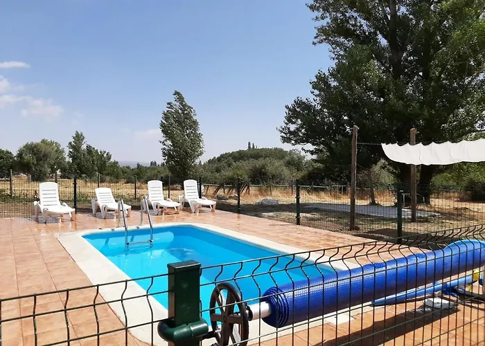 منزل ريفي Hospederia La Serrota Narros del Puerto