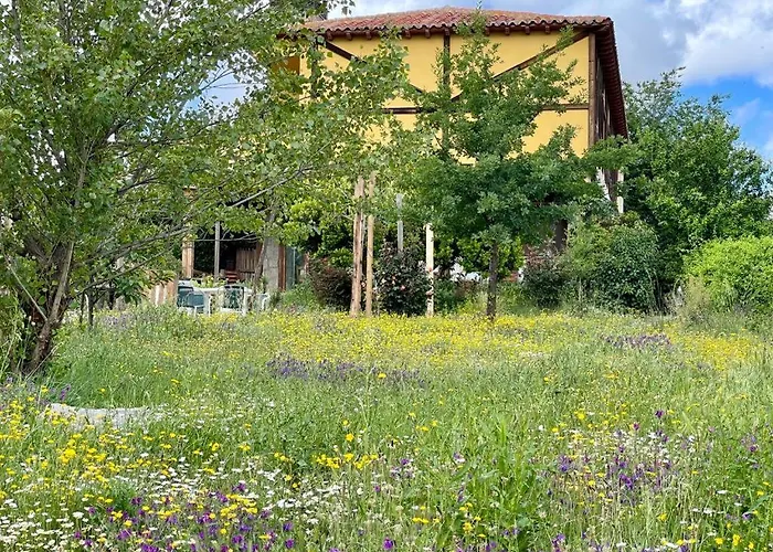 منزل ريفي Hospederia La Serrota Narros del Puerto