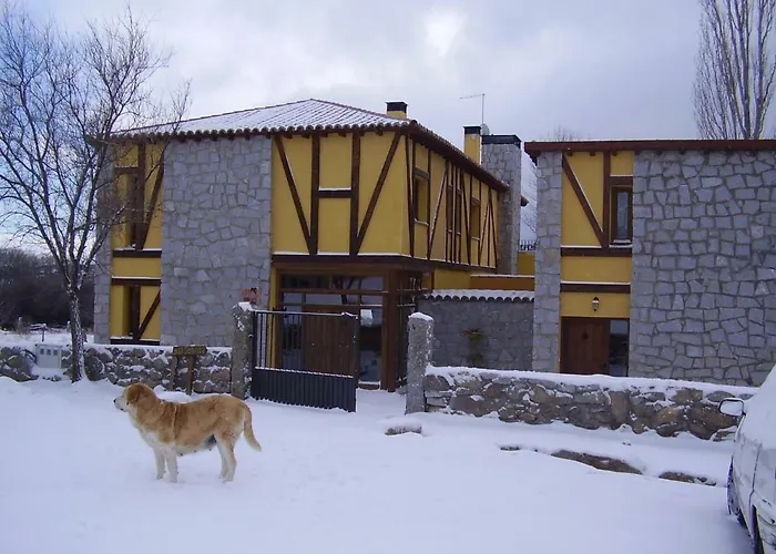 منزل ريفي Hospederia La Serrota Narros del Puerto