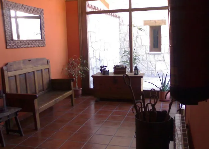 Hospederia La Serrota Narros del Puerto